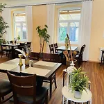 Otel Harzhotel Warnstedter Krug Thale