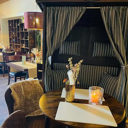 Harzhotel Warnstedter Krug ホテル 3*