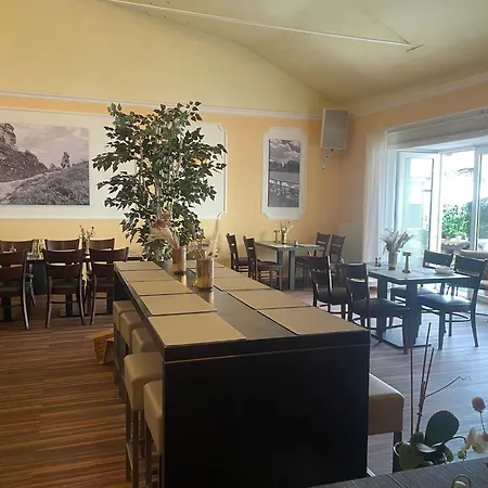 Harzhotel Warnstedter Krug 3* ターレ
