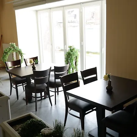 Harzhotel Warnstedter Krug 호텔 탈레