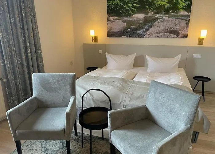 Harzhotel Warnstedter Krug Отель Тале